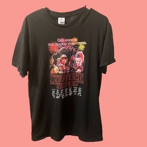 Stranger Things Cast One Summer Changes Everything Netflix T-Shirt Unisex XL
